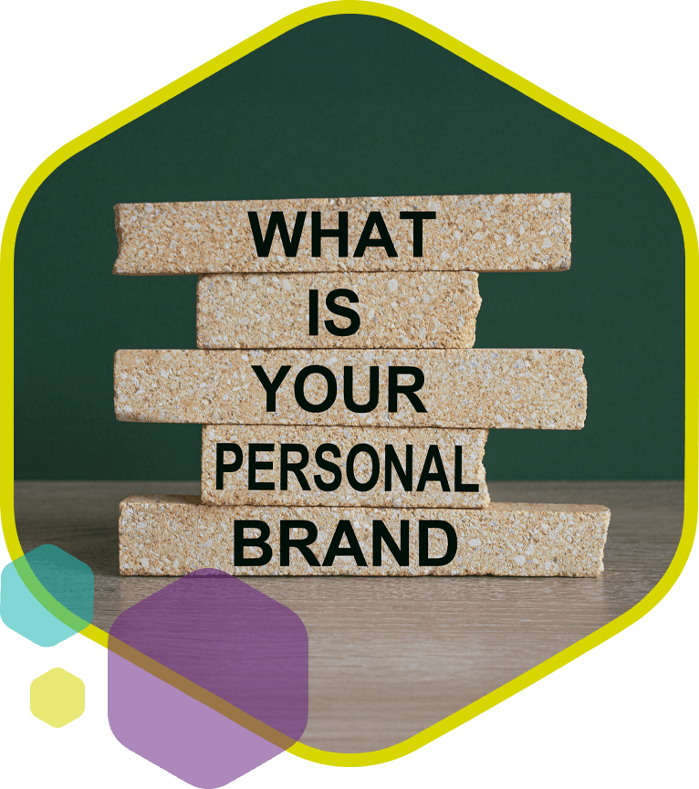 Blokken met tekst over personal brand als symbool voor strategie en opbouw van een sterk merk